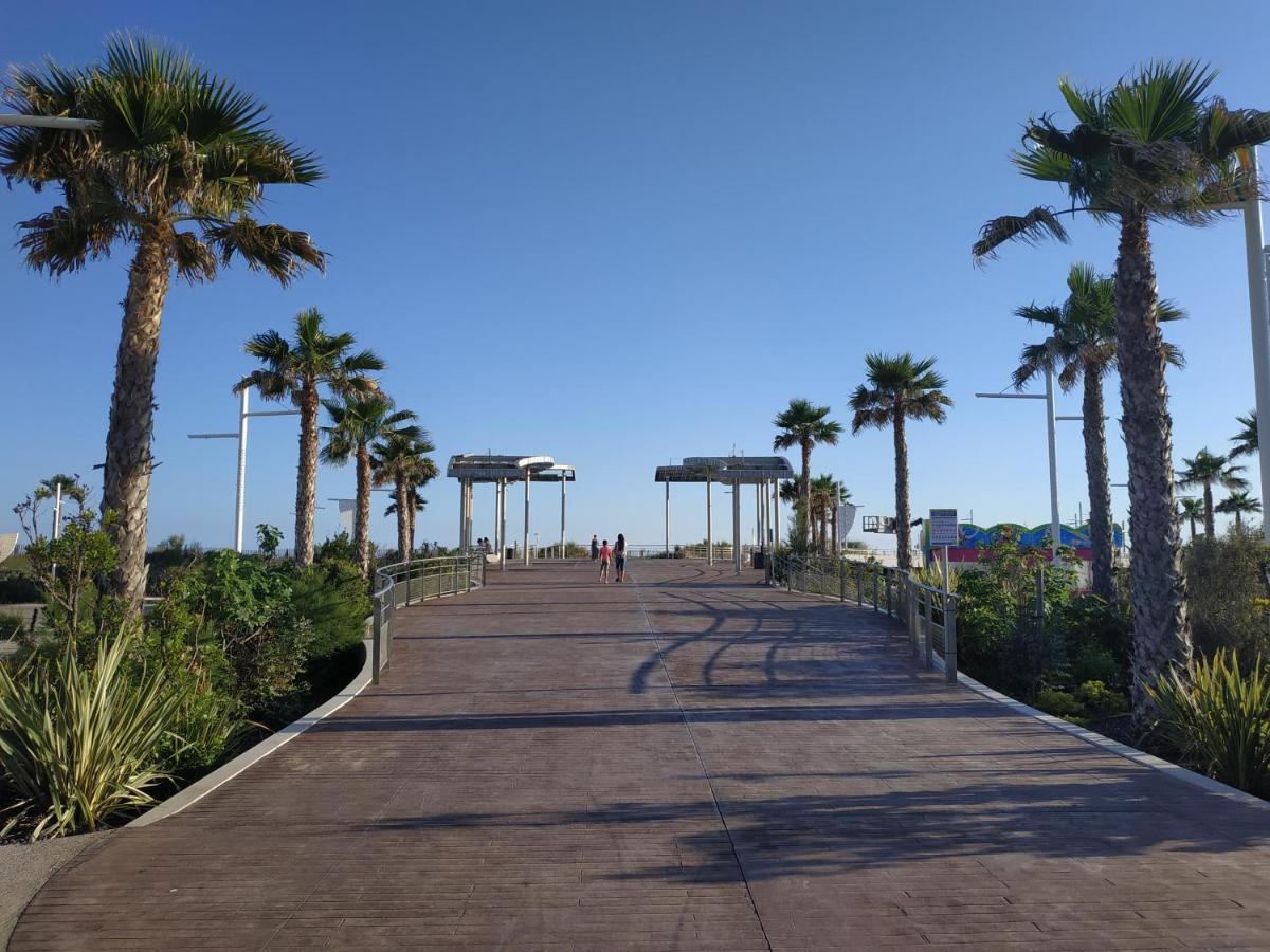 Appartement, Vue Sur Mer, Acces Direct Plage, Piscine فيا المظهر الخارجي الصورة
