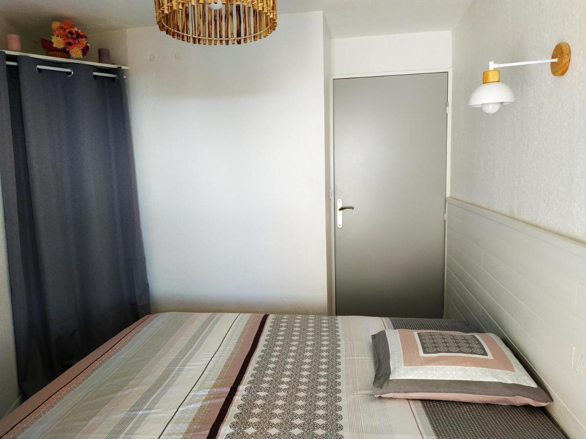 Appartement, Vue Sur Mer, Acces Direct Plage, Piscine فيا المظهر الخارجي الصورة