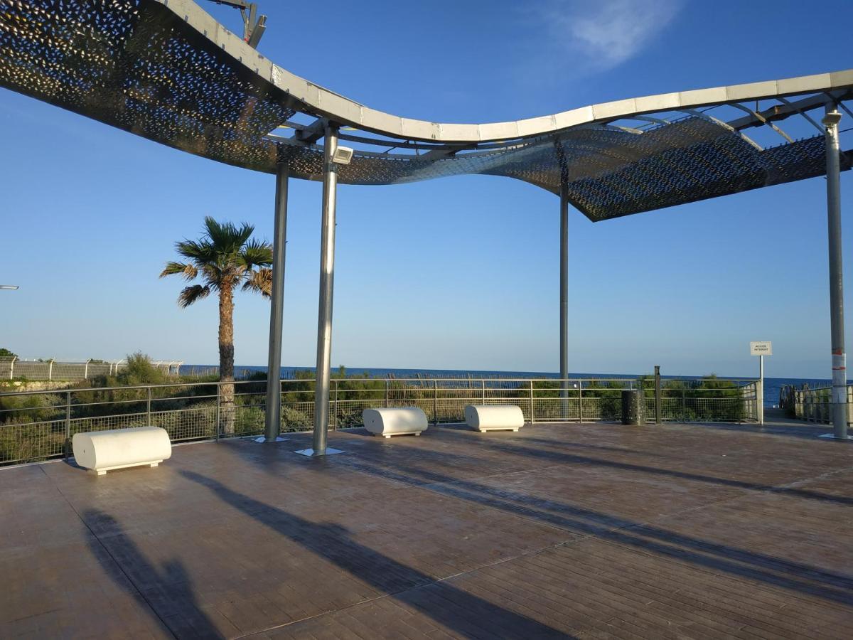 Appartement, Vue Sur Mer, Acces Direct Plage, Piscine فيا المظهر الخارجي الصورة