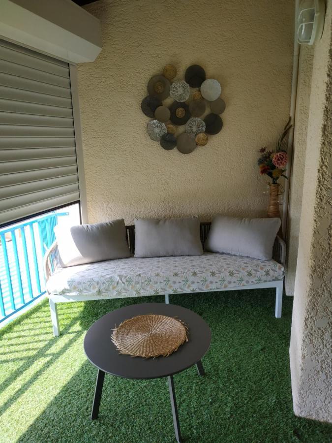 Appartement, Vue Sur Mer, Acces Direct Plage, Piscine فيا المظهر الخارجي الصورة